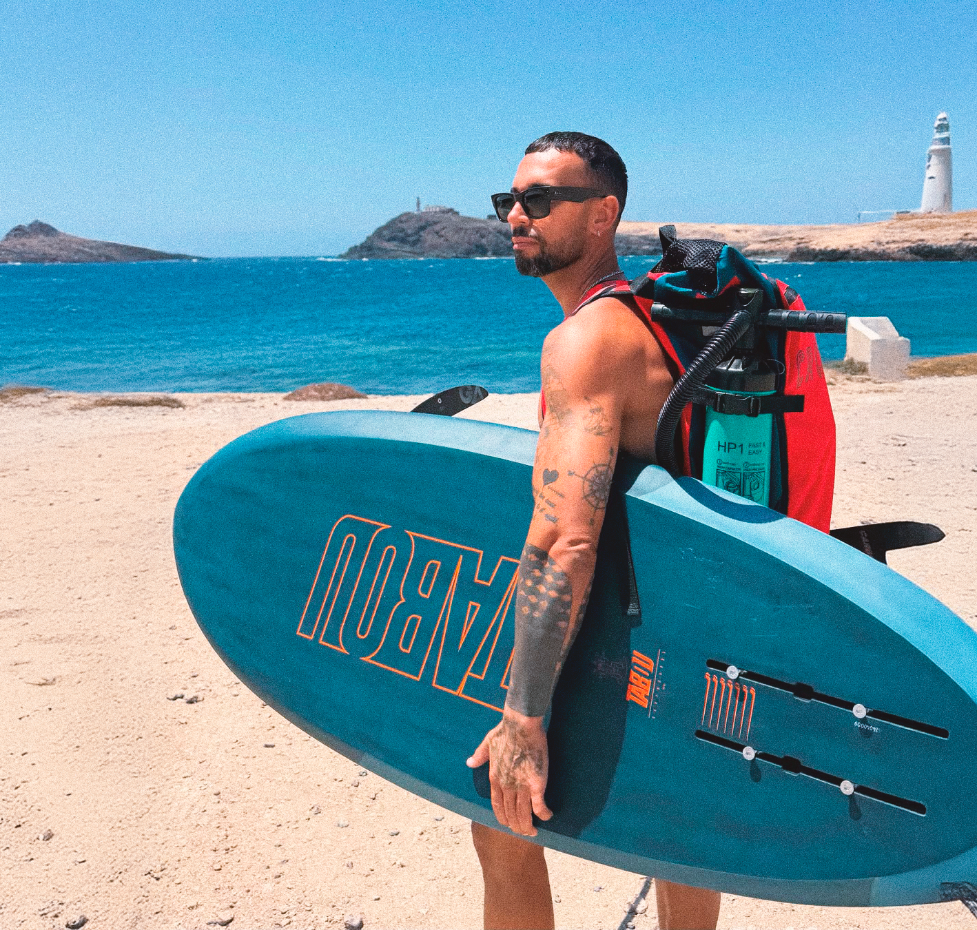 Omar Sánchez, escuela de surf y paddle en Gran Canaria
