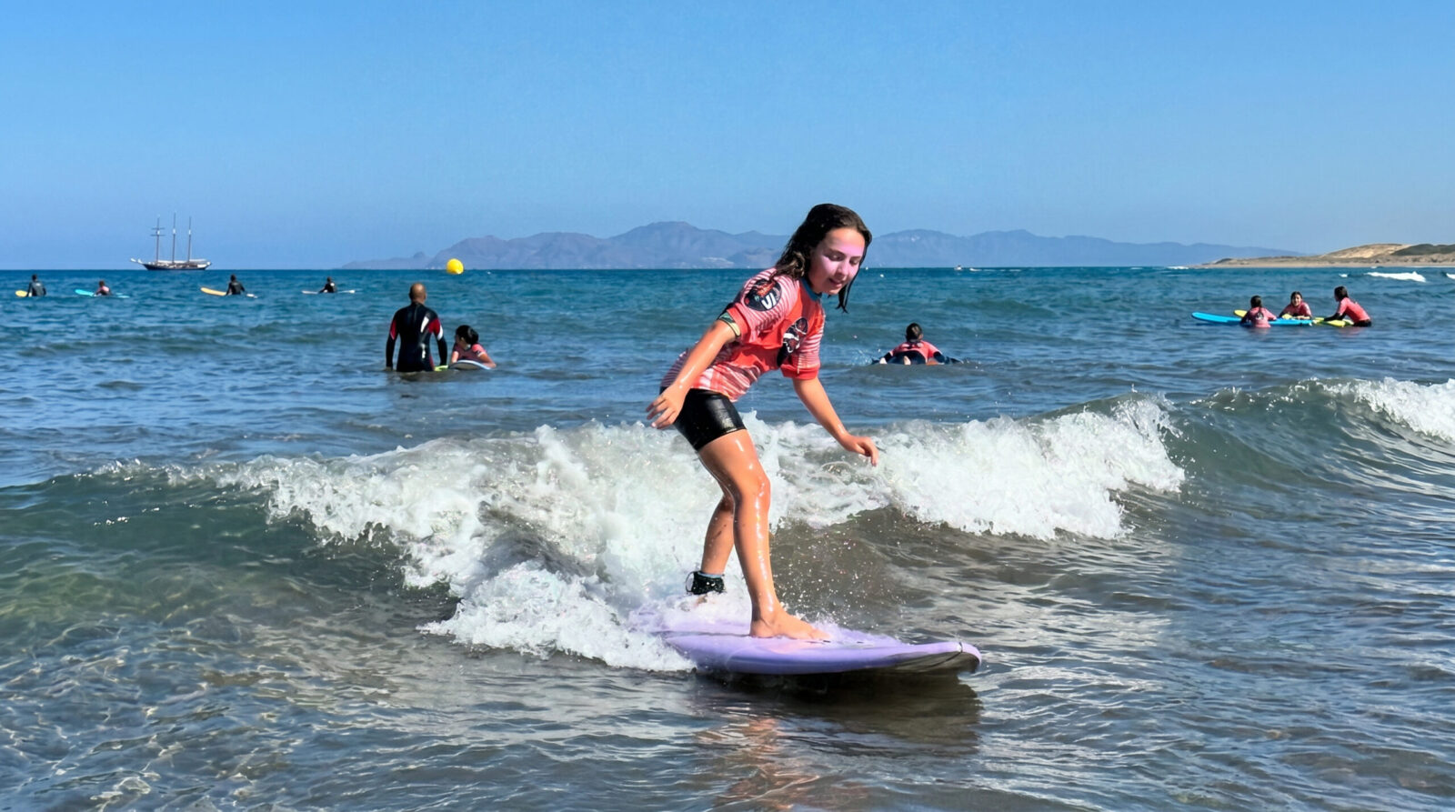 Clase privada de surf para niños